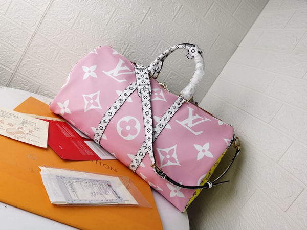 ルイヴィトンバッグ背面デザイン